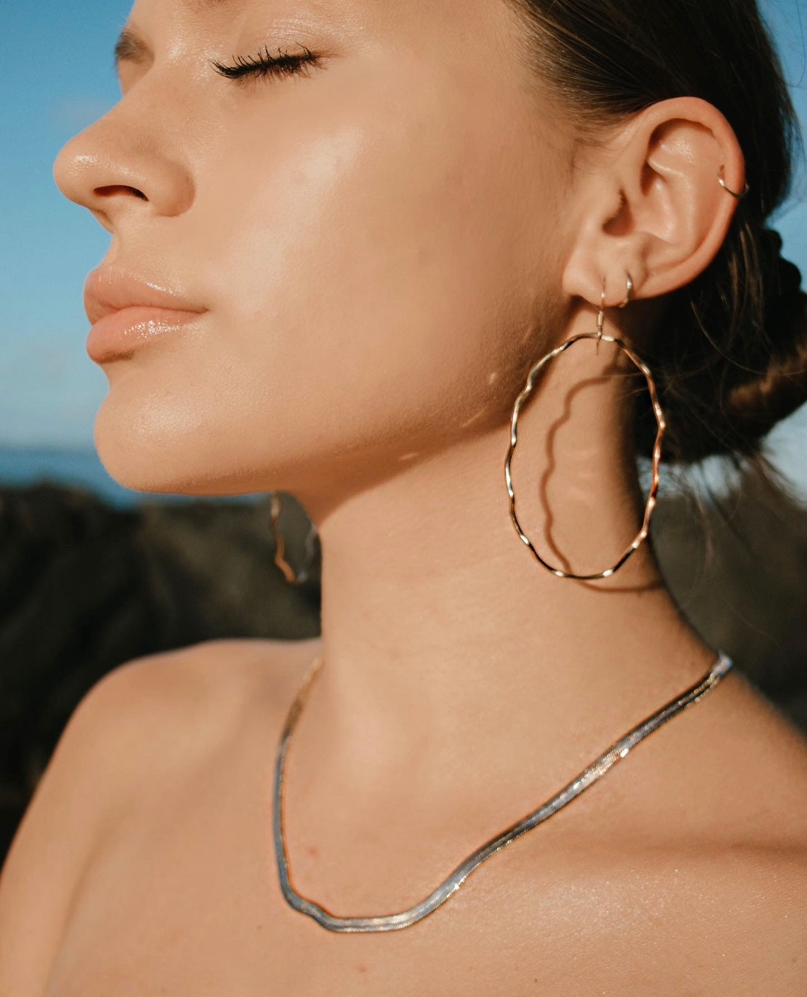 Wave Hoops