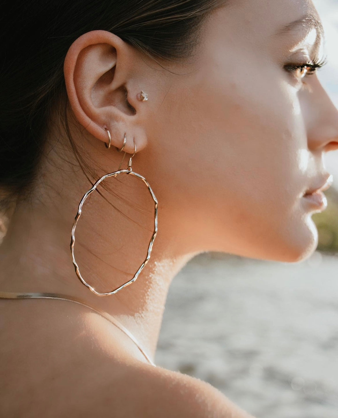 Wave Hoops