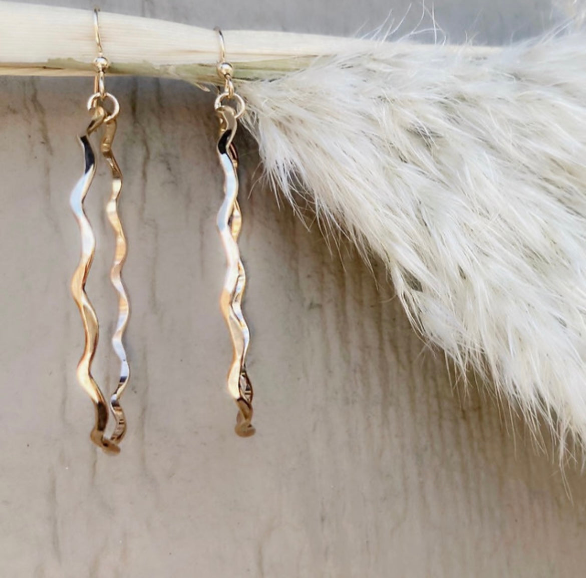 Wave Hoops