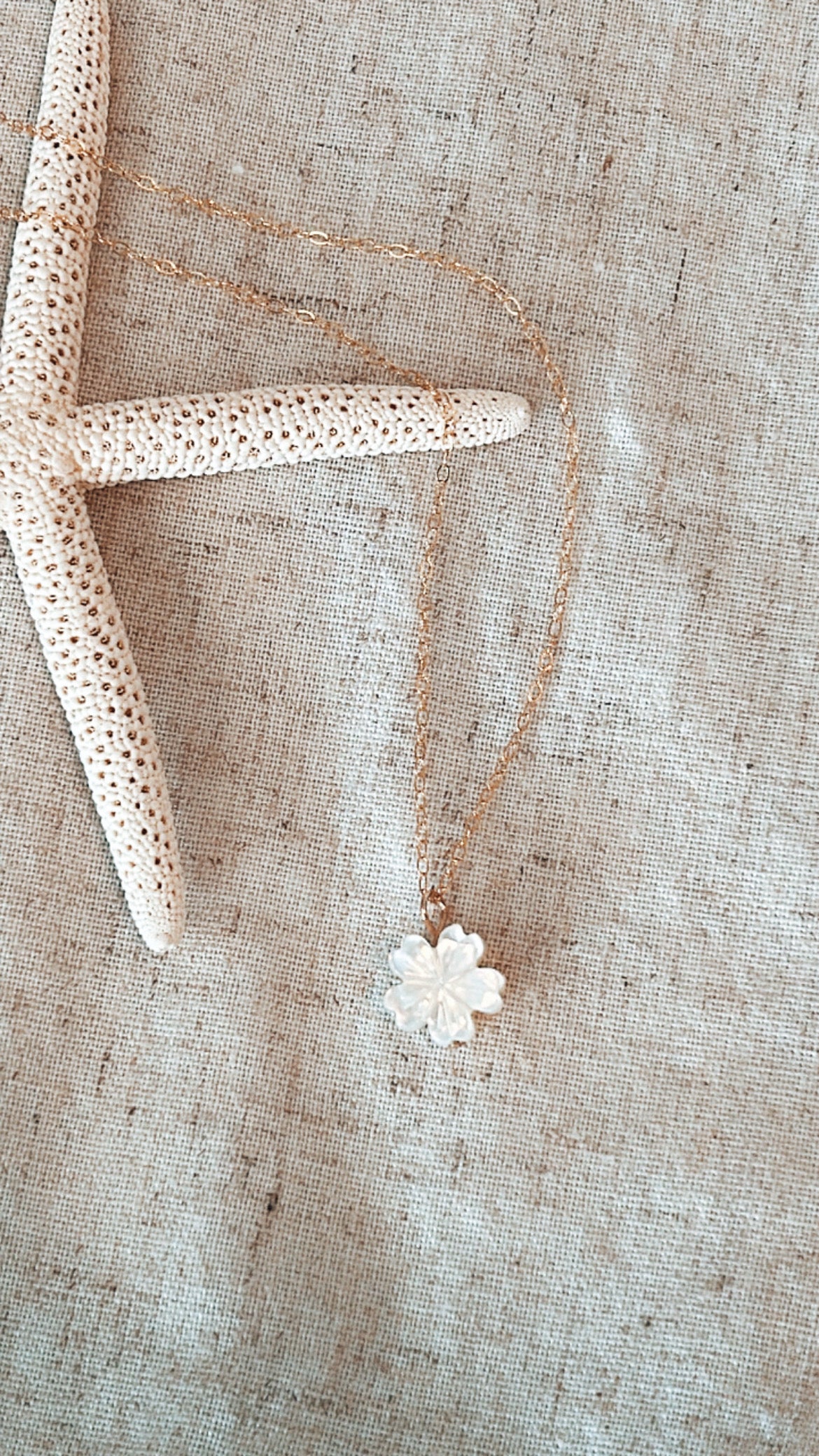 Mother of Pearl Hibiscus Necklace