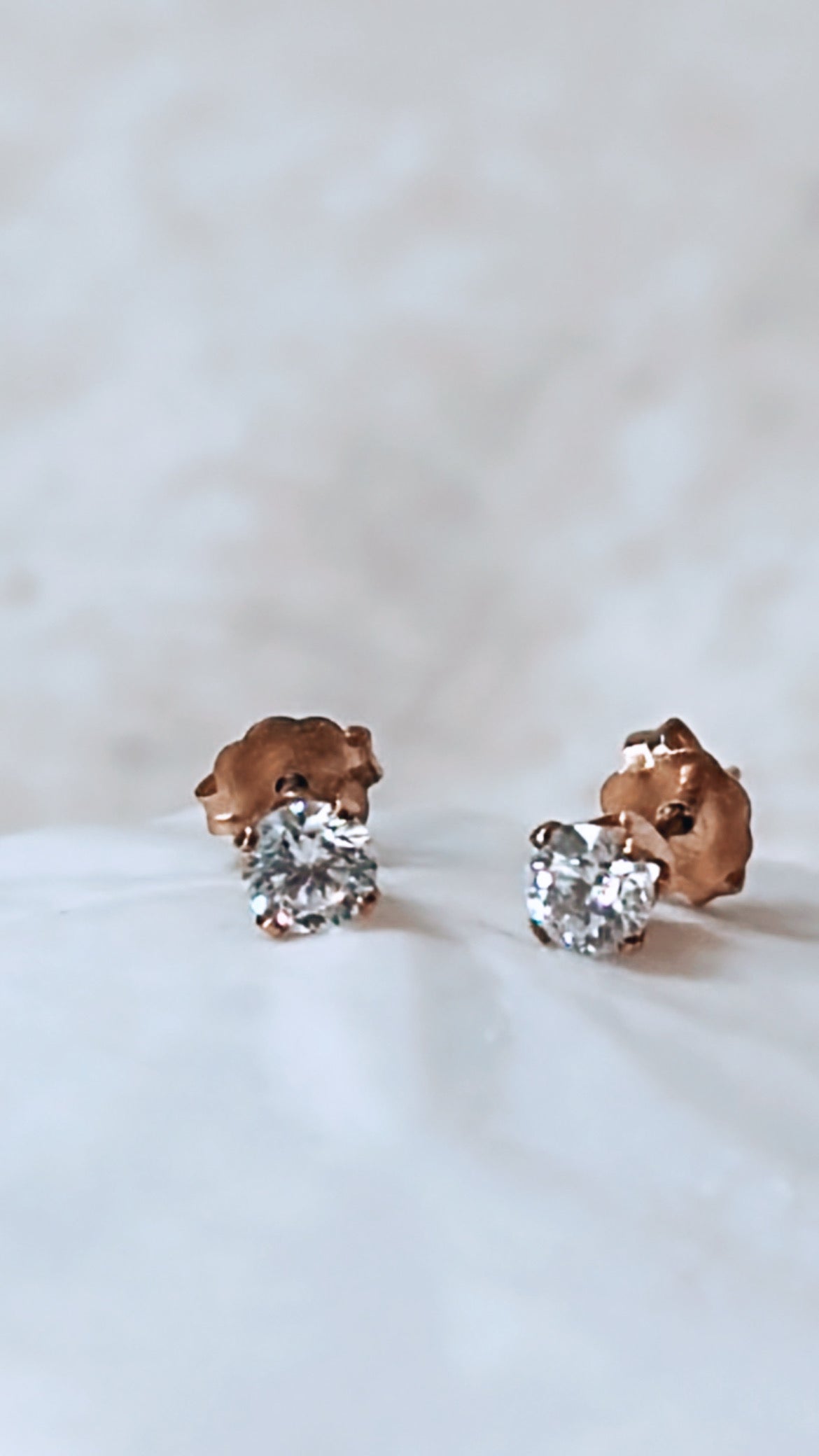 Round Cz Studs