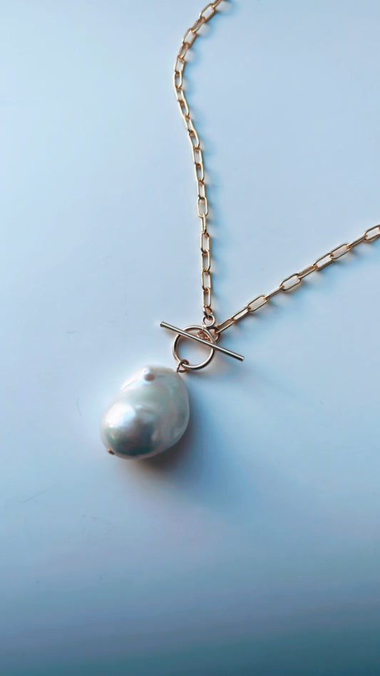 Pearl Toggle Necklace