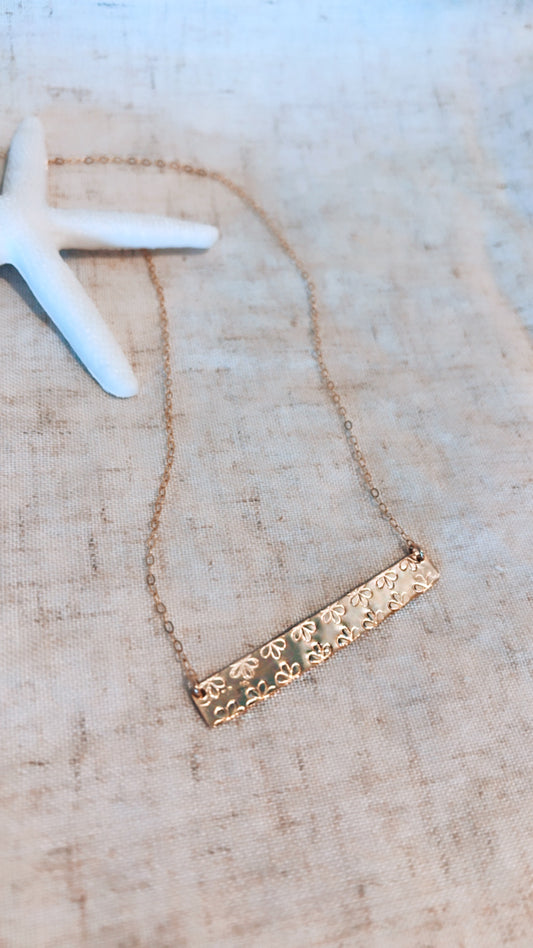 Petals Bar Necklace