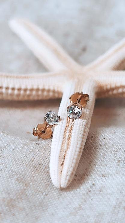 Round Cz Studs