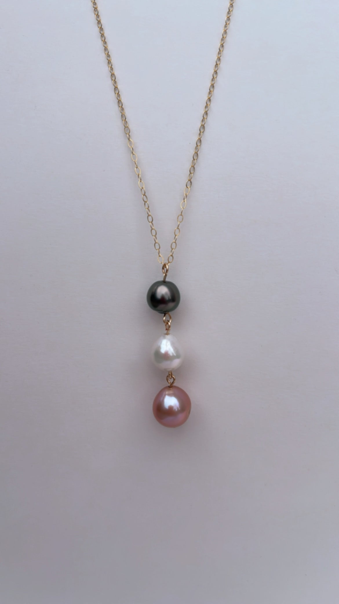Coastal Trio Necklace (Multi Color Pearls)