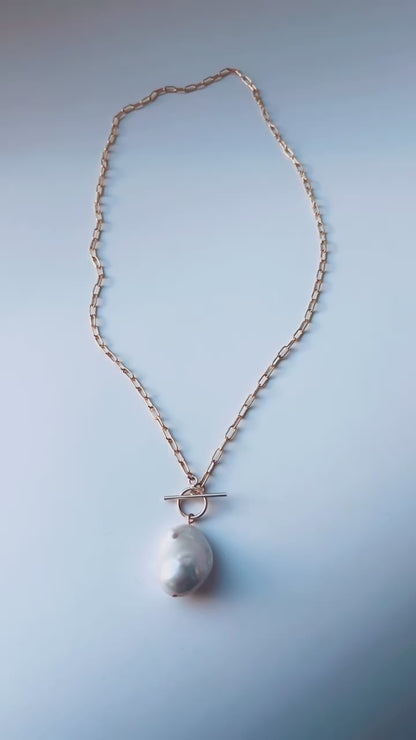 Pearl Toggle Necklace