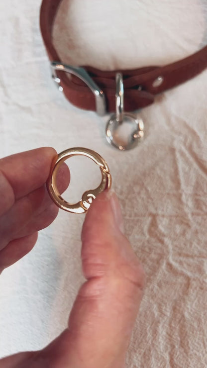 Round Spring Push Ring